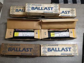 Rqm-2s40-tp Advance Ballast Lot Of 7