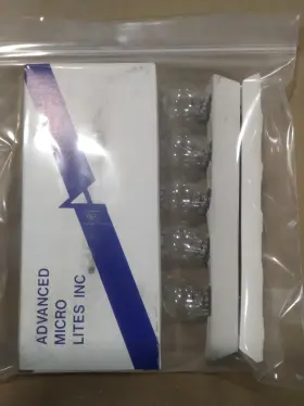 Advanced Micro Lites Aml-1076 New Lot Of 15 Lamp Light Bulb