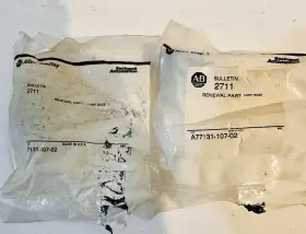 77131-107-02 Allen-bradley Lot Of 2 Lamp Base 77131-107-02 Allen-bradley Lot Of 2 Lamp Base