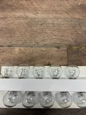 7g8-120v Cec Industries Box Of 10 Bulbs 7g8 Clear 7 Watt 120 Volt E12 Candelabra Base