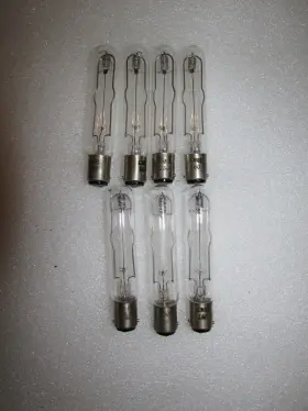 Cm8-160 Chicago Lot Of 7 Vintage Nos Bulbs