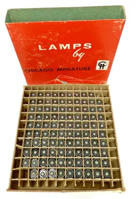 110935 Chicago Miniature Vintage Nos Incandescent Lamps Cm387