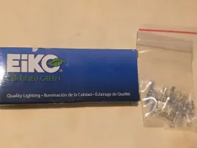25-2740 Eiko 10 Pcs #e85 Lamps Subminiature Wedge Base T1.5 6-28v 40ma