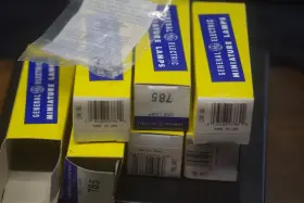 Ge 043168437622 Lot Of 7 General Electric Miniature Lights All New In Original Box