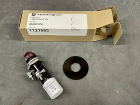 116b6708g43r73r4 Ge #116b6708g43r73r4 Red Indicating Light Led 125v 12.5w - New And Ships Free