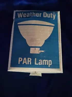 19503 Ge 150par/3fl Compact Clear Flood Lamp 150 Watt Medium Side-prong Base