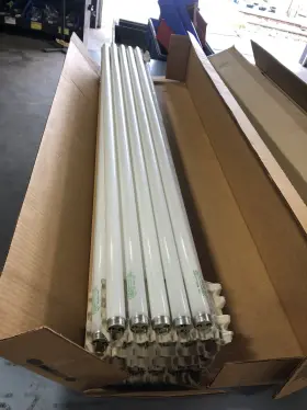 F32t8 Ge 26668 Fluorescent Lamps Light Bulbs F32t8/sp41/eco - Box Of 36