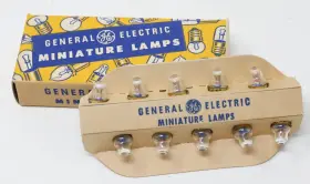 410-e1 Ge Mini Lamp Light Bulbs 1.3v 10-pack Flashlight Cg #51 Orig. Box Nos 22a 410-e1 Ge Mini Lamp Light Bulbs 1.3v 10-pack Flashlight Cg #51 Orig. Box Nos 22a
