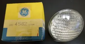 4582 Ge 3-pack 450w 28v Par46 Flood Sealed Beam Screw Terminal Base