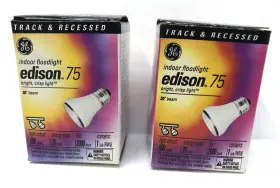 75par16 Ge 75par16/h/fl30 2 Pieces G.e Flood With White Glossy Porcelain Ribbed Body - 120v