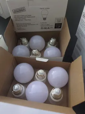 L13-a19u-9w Hd Supply Maintenance Warehouse 024671037080 12 Pack Led Light Bulb 9watt A19 3000k 750 Lumens 60w Replacement 120v 112939