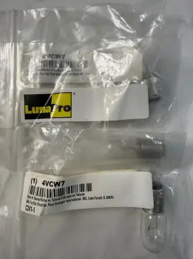 Lumapro 4vcw7 Miniature Incadescent Bulb 24v 5w Lot Of 3 - New
