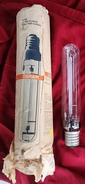 S106 Osram Lu 600 Watt Super Nav-t Lamp Nos