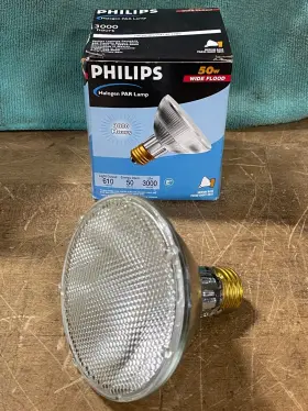 50par30s Philips 50par30s/wfl40 - Halogen Par Lamp #50par30s/wfl40 50par30s Philips 50par30s/wfl40 - Halogen Par Lamp #50par30s/wfl40