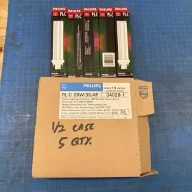 Philips Pl-c26w/35/4p / Plc26w354p New In Case Half Of 5