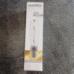 03634-su Sunlite 250w High Pressure Sodium Light Bulb Ed18 Mogul Base Clear Lu250/mog