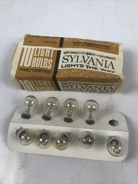 16938-0 Sylvania 9 Lamps S6 Light Bulbs 6 Watt 130 Volt Vintage Nos