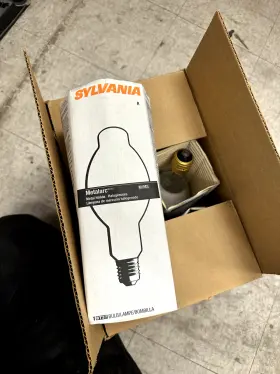 64492-1 Sylvania Lot Of 6 Bulbs 400w Metal Halide White Coated M400/c/u Bt37