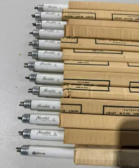 Topaz Fo17/741-39 Lot 12 F8t5/cw 8-watt Inch Fluorescent Light Bulbs Cool White - 11 Norelco 1 Ge