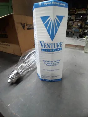 Ed28 Venture 320w/bu/ed28/uvs/ps/740 Uni-form Pulse Start 320w Metal Halide Light Bulbs. 3100 Lumens Ed28 Venture 320w/bu/ed28/uvs/ps/740 Uni-form Pulse Start 320w Metal Halide Light Bulbs. 3100 Lumens