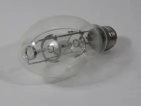 Mp250w Venture Lighting Mp250w/bu/uvs/ps/740 Pulse Start Bulb 250w Used Mp250w Venture Lighting Mp250w/bu/uvs/ps/740 Pulse Start Bulb 250w Used