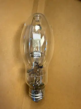 Mh175w Venture Mh175w/u/med M57 175w Metal Halide Hid Lamp Ed28 E26 Medium Base Nos